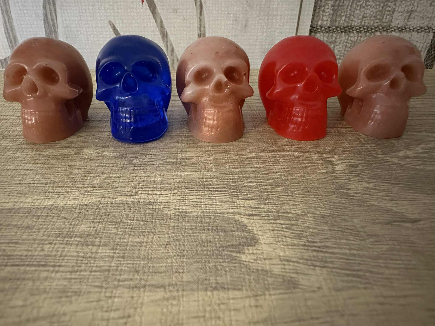 Resin skulls