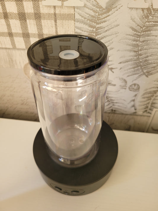Coloured lid tumblers